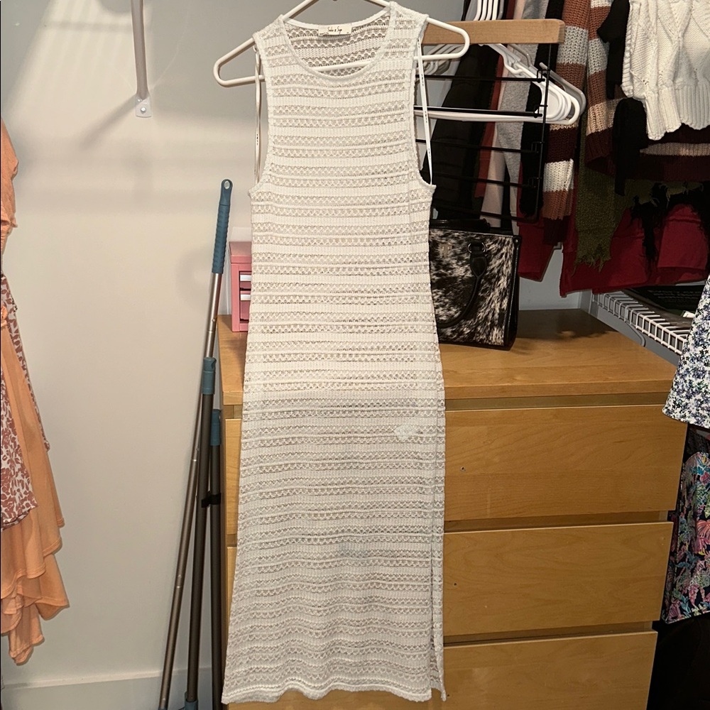 Sadie & Sage Textured White Knit Top